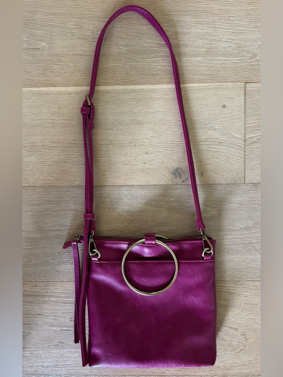 Handbags - Women’s Fuchsia Crossbody Bag with Ring Accent